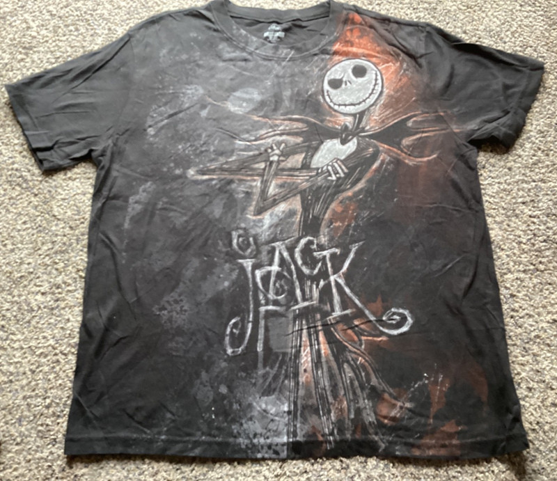 Disney Store T-Shirt Mens L Crewneck Graphic Jack Skellington  Black NWOT