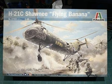 Italeri H-21C Shawnee Flying Banana Copter Model Kit Unbuilt Open Box 1/48 #2733