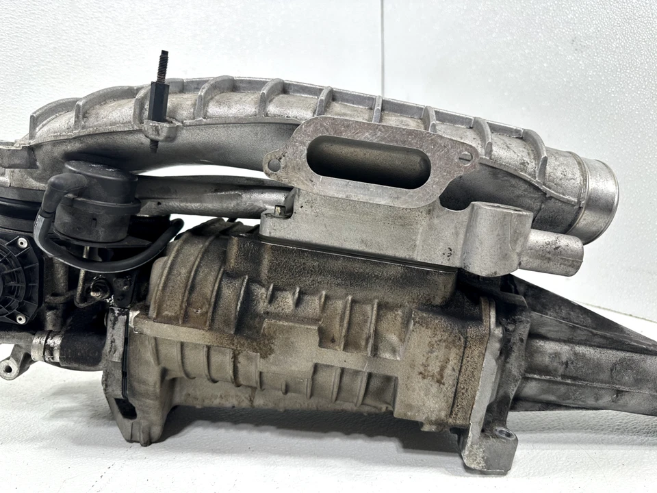 06-09 RANGE ROVER L320 L322 4.2L V8 超级发动机超级充电器组件 — 第 3/4 张图片