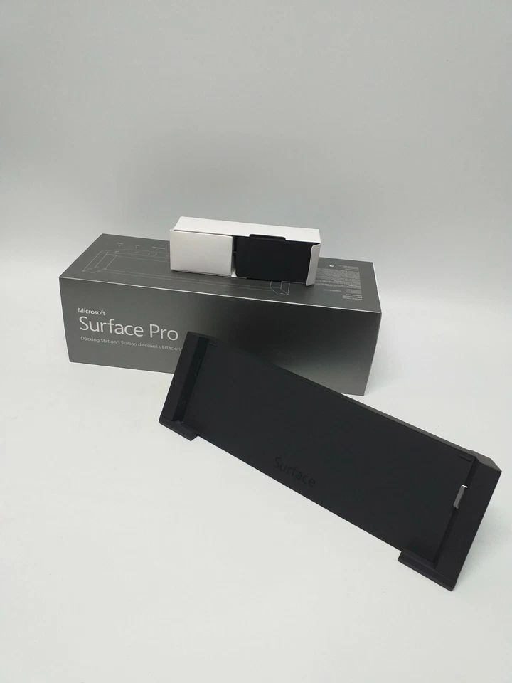 Microsoft Surface Pro 3 Docking Station Model 1664 - Image 4 of 4