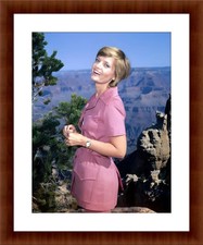Florence Henderson 8.5 x 11 Candid Color Unframed Collectable Photograph