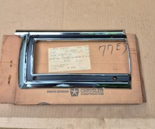 1970 1971 Plymouth Fury Sport Suburban Nos Mopar Right Inner Tail Lamp Bezel