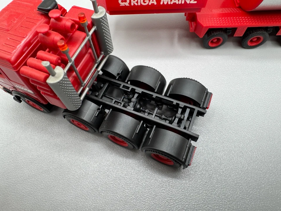 1:87 Herpa Mercedes-Benz SK88 Goldhofer Tieflader 4a/8a (Riga Mainz) - Bild 3 von 4