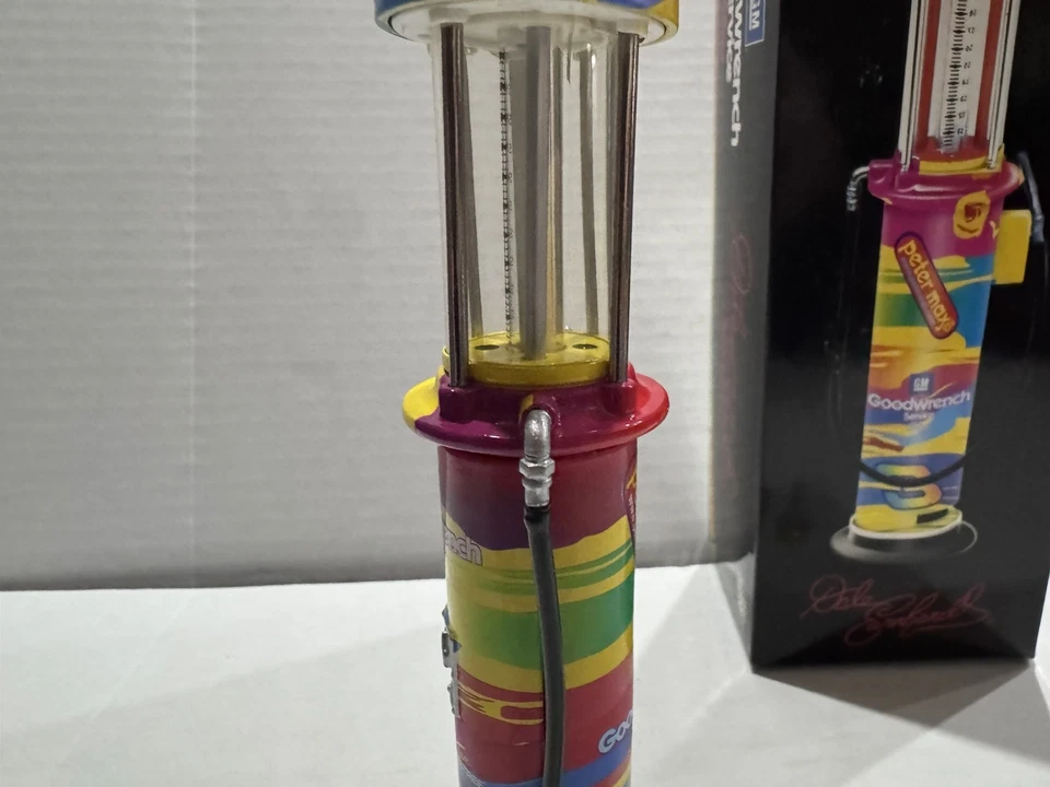 NASCAR 2000 Dale Earnhardt Peter Max Goodwrench Action 1:16 Gas Pump Bank - Image 4 of 4