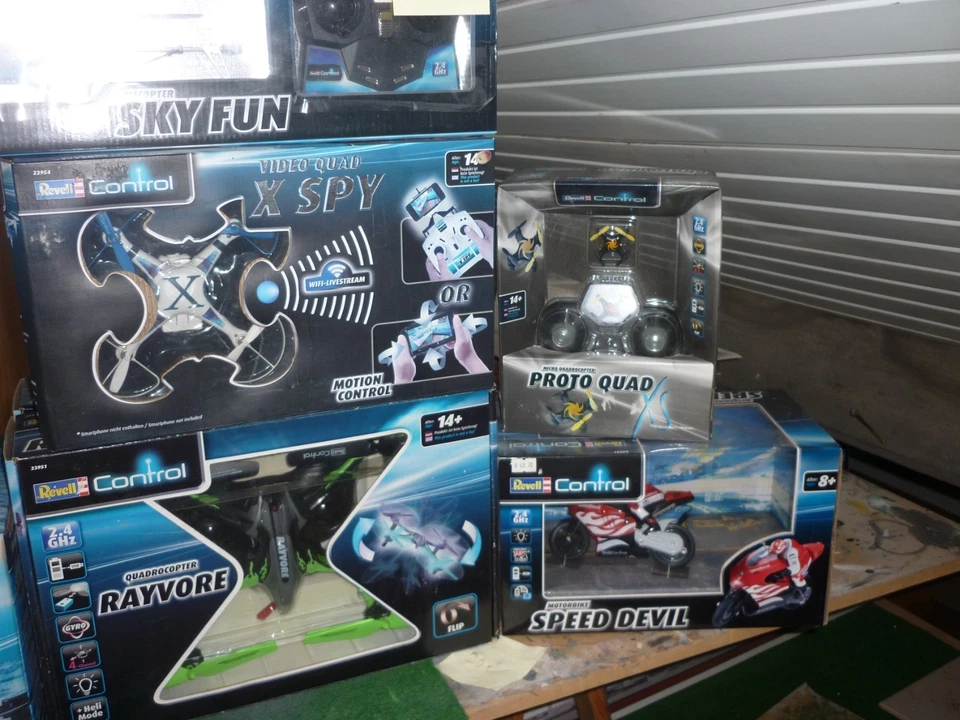 Modéles réduits Radiocommandés ... - Photo 2/4