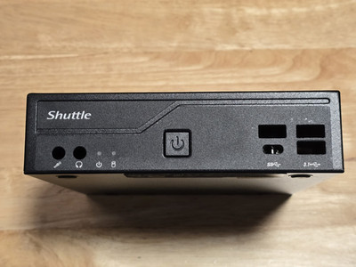 SHUTTLE XPC DH470 CASE WITH COOLING AND SERIAL CABLES USE