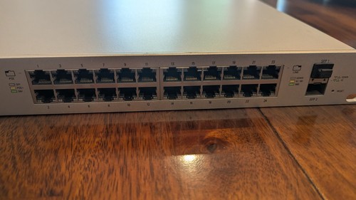 Ubiquiti Networks UniFi Switch 24-Ports PoE 1000Mbps Switch - Photo 7/7