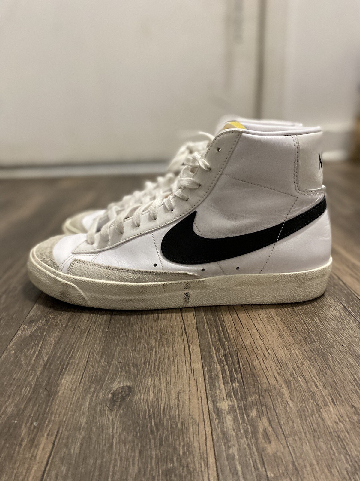 Size 11 - Nike Blazer Mid 77 Vintage White Black 2019