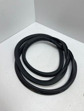 Volkswagen PASSAT B7 2012 Vorne links Gummidichtung Tür vorne 3C4867911B