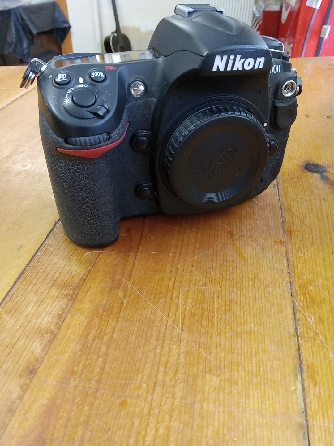 Nikon D300 vintage camera equipment - eBay listing photo 1