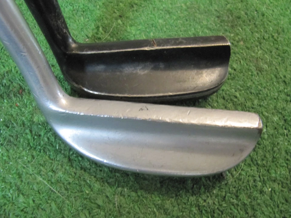WILSON ORIGINAL 8802 + 600 PUTTERS, STEEL SHAFTS, 35 + 35.5" - Image 4 of 4