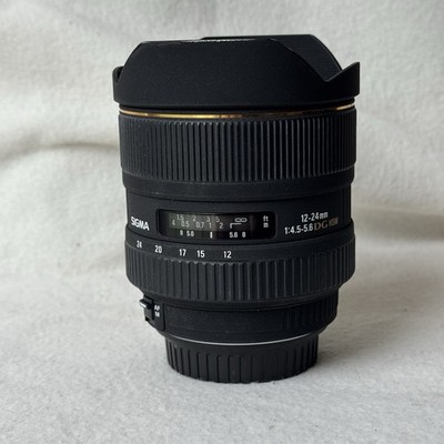 Sigma 12-24mm 1:4.5-5.6 EX DG HSM Ultraweitwinkel Zoom Objektiv für Canon EF
