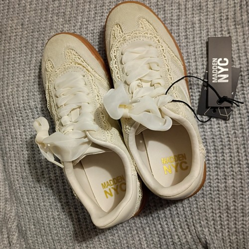 Madden NYC Womens 6 Low Sneaker Bone Crochet Lace Ribbon Laces NEW W/Tags