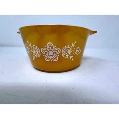Pyrex Butterfly Gold 473 1Qt Cinderella Casserole Dish Yellow Vintage Milk Glass