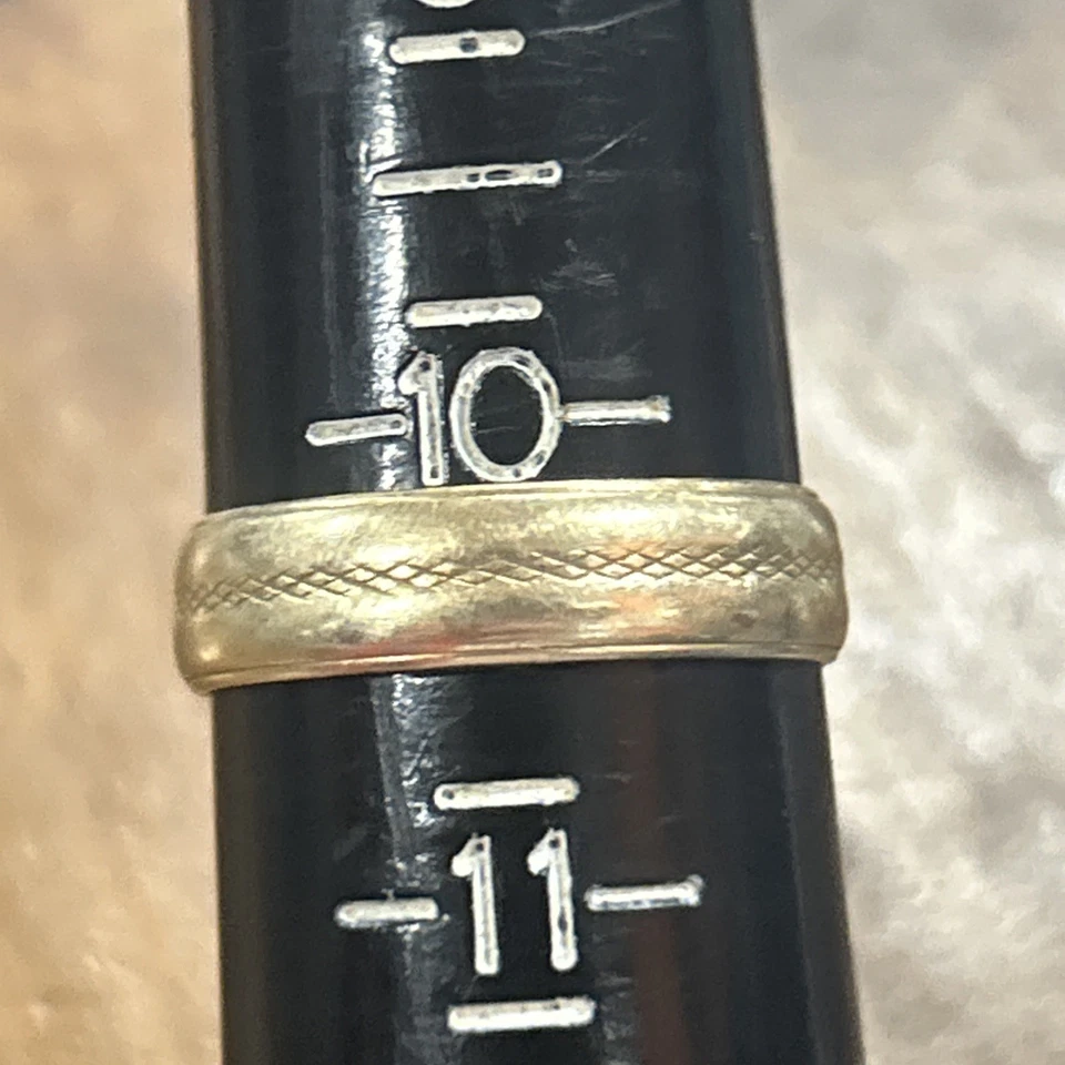 Anillo banda oro amarillo 14k texturizado talla 10,5 4,19 gramos talla Artcarved Foto 3 de 4
