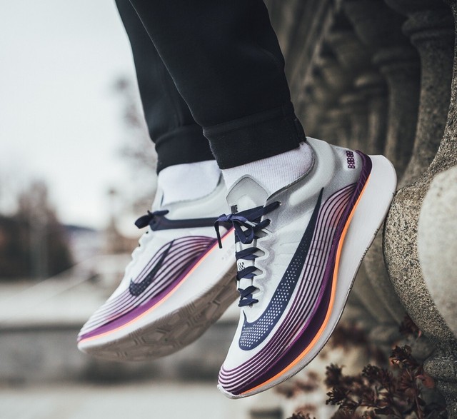 nike zoom fly 44