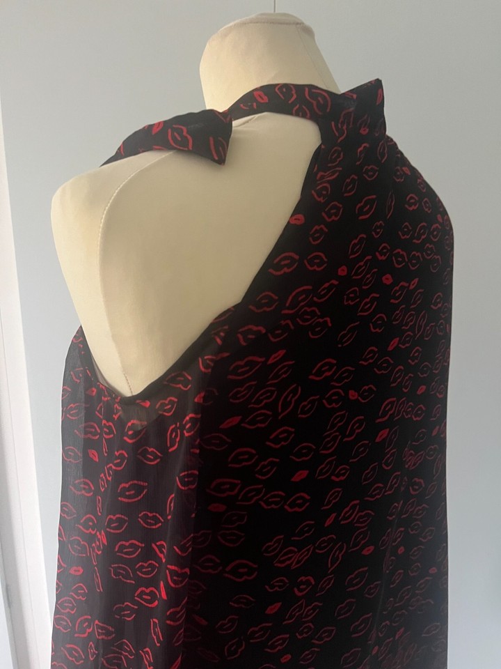 Whistles Size 10 Black/red long sleeved Top eBay