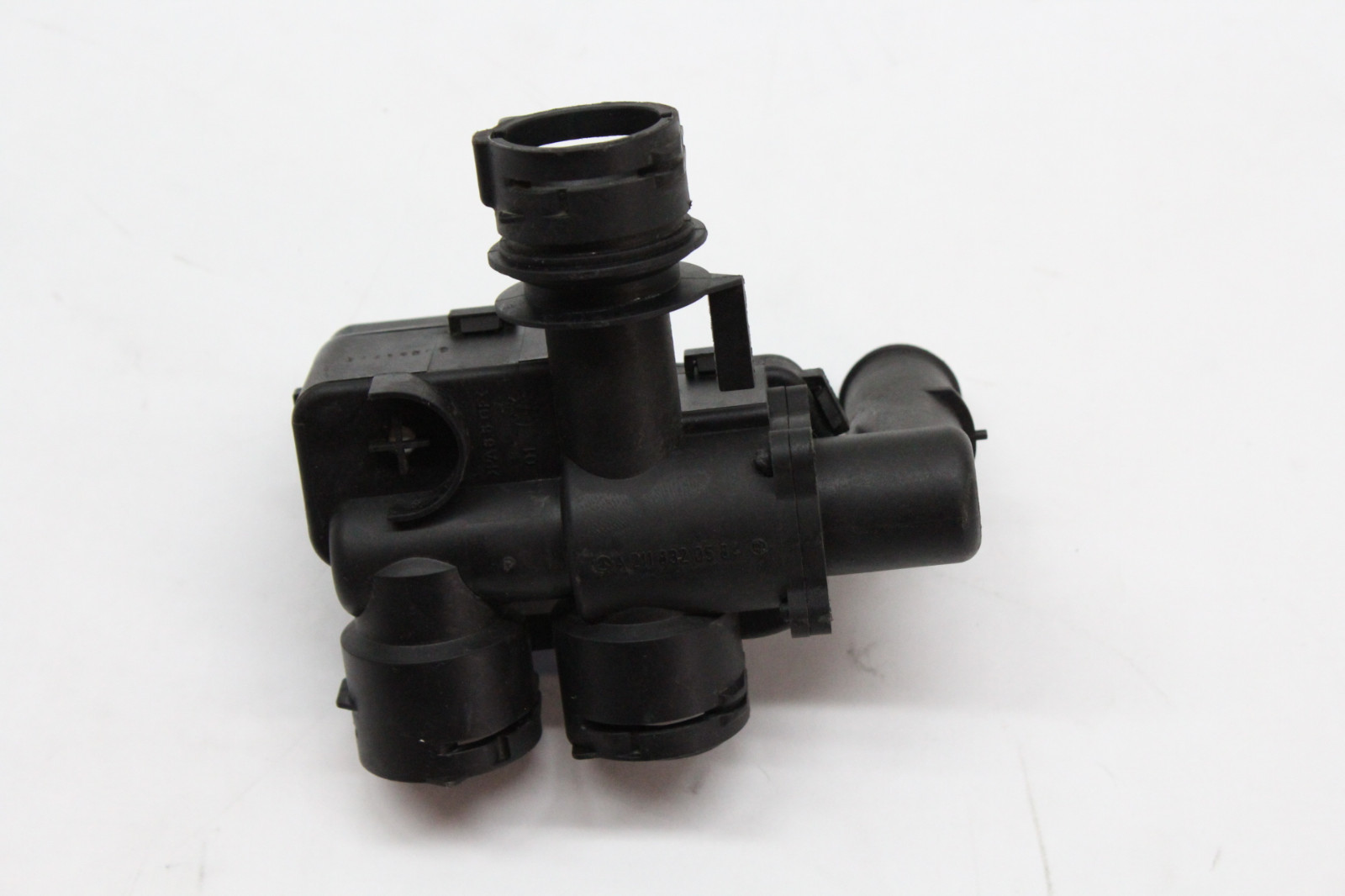 2007 Mercedes E350 Heater Control Valve A 211 832 05 84 OEM 03 04 05 06