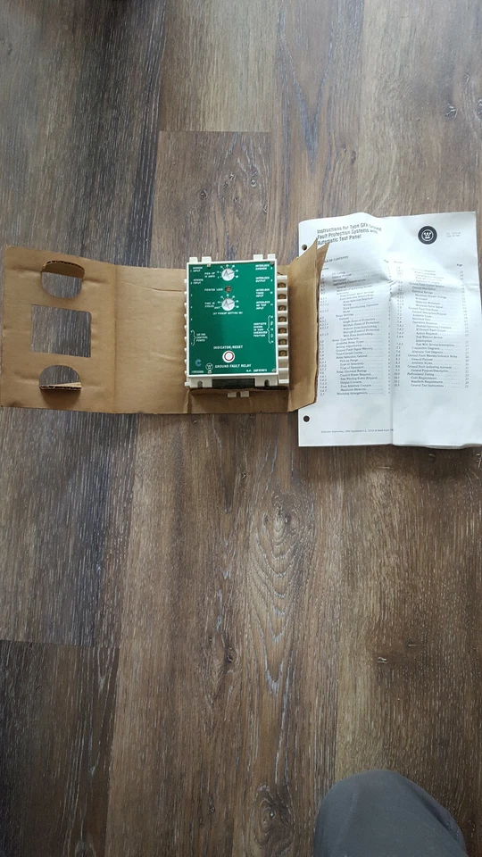 Relé de falla a tierra Westinghouse 1293C83G05 255P157H07A 120V 125A Foto 4 de 4