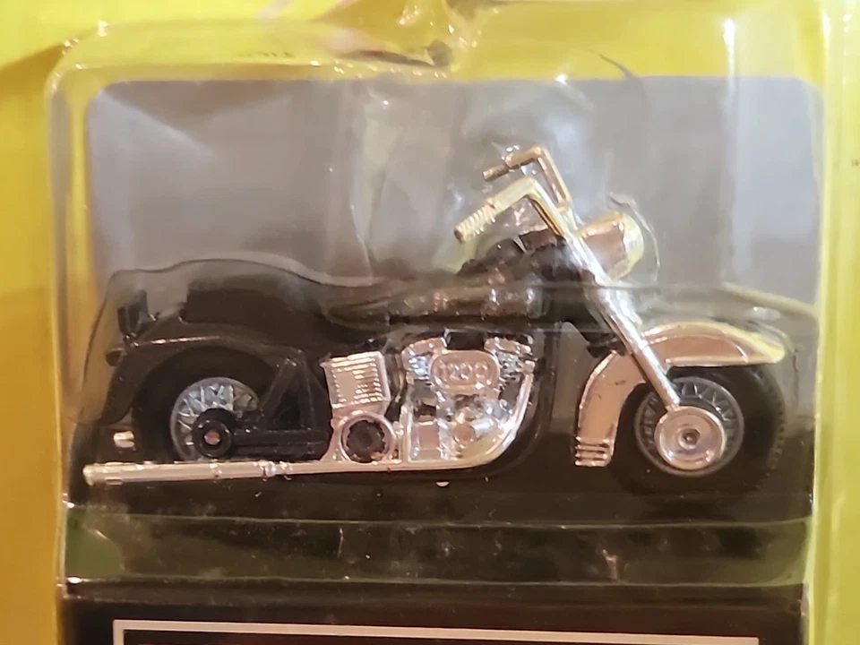 NOS 1993 Harley Davidson Sportster Die-Cast motorcycle 1:20 #76246 🔥 - Image 2 of 4