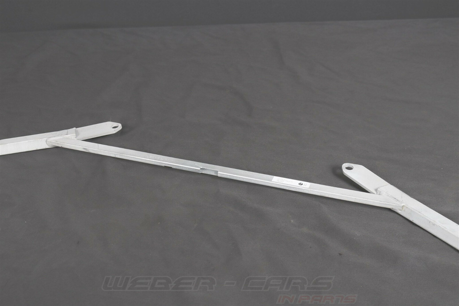 8077346 Strut BAR Front Wall Reinforcement Carrier Front New OEM 