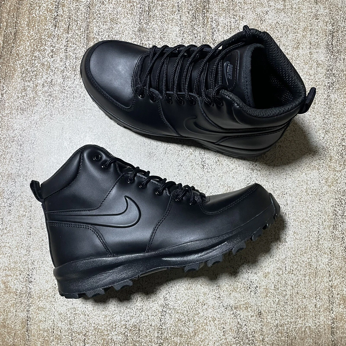 A1603 Nike Manoa Leather Triple Black Boots 454350 003 Mens Size 8 NEW