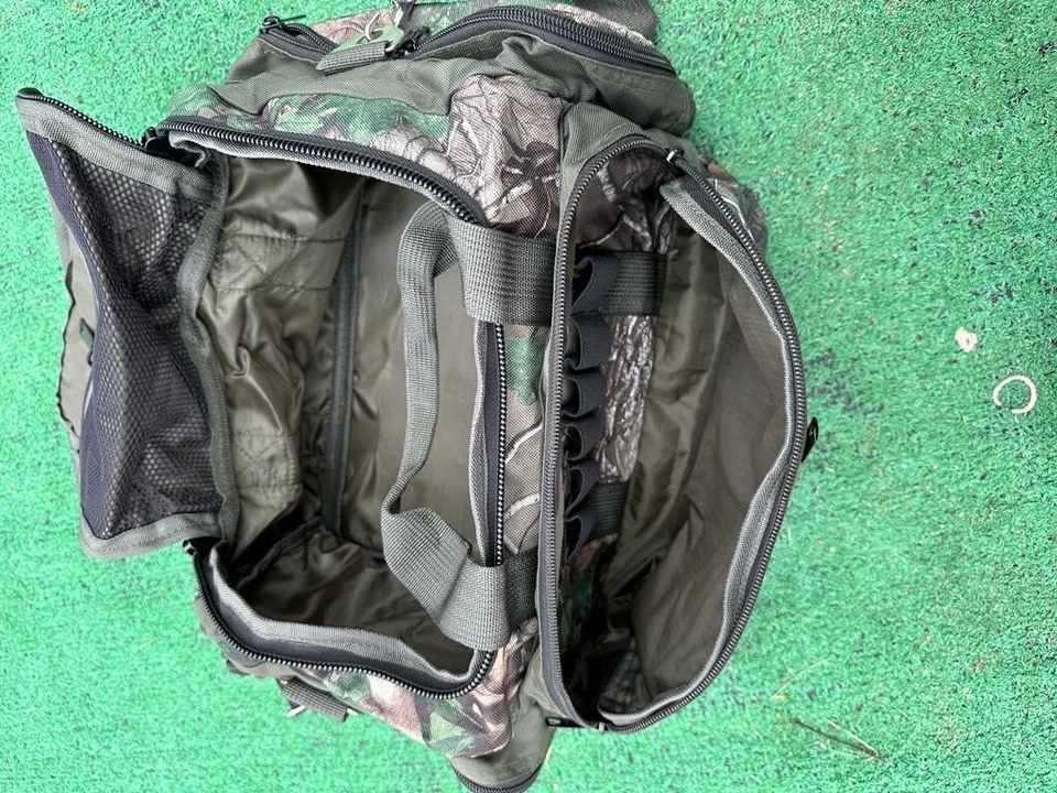 Military Camo Duffle Bag Hunting Fishing Gear Catch-All Carry-On Organizer Fish - Image 3 of 4