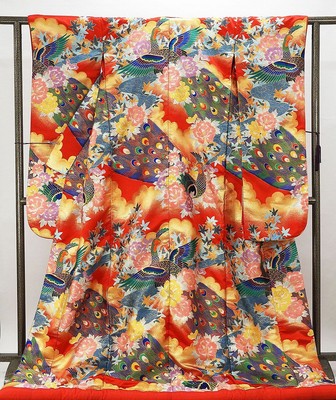 Irouchikake Pure Silk Four Seasons Peacock Pattern Uchikake Bride Costume Weddin