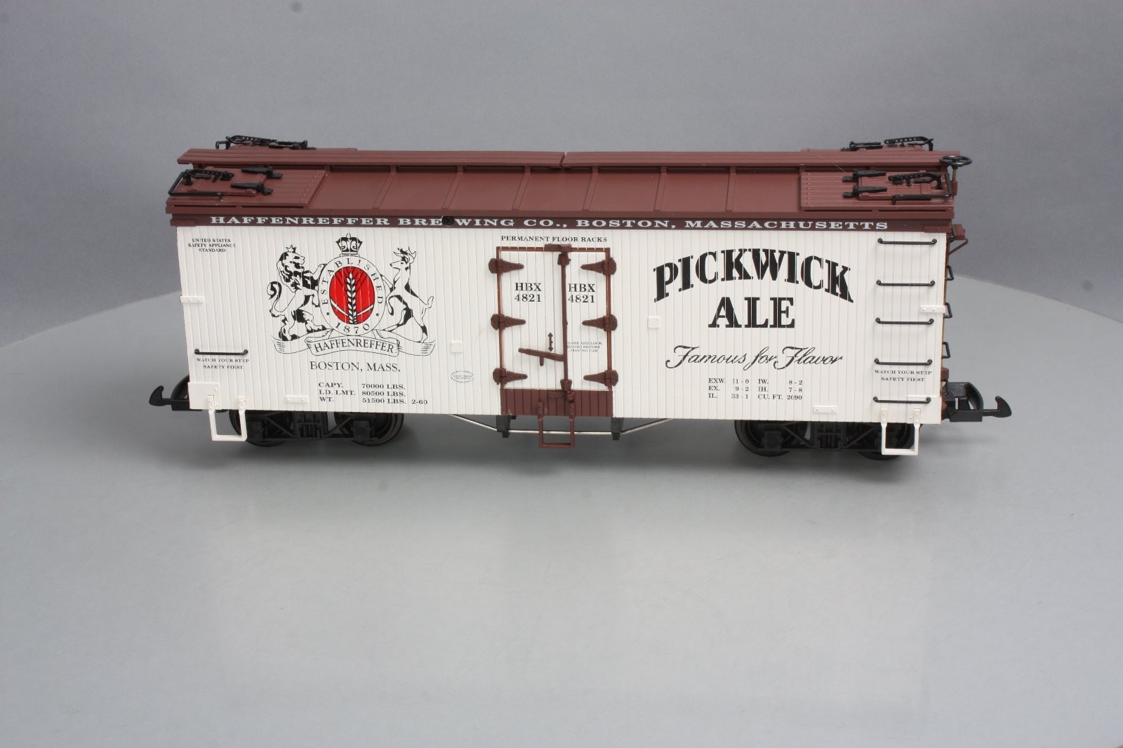 USA Trains 16412 G Scale Pickwick Ale Refrigerator Car