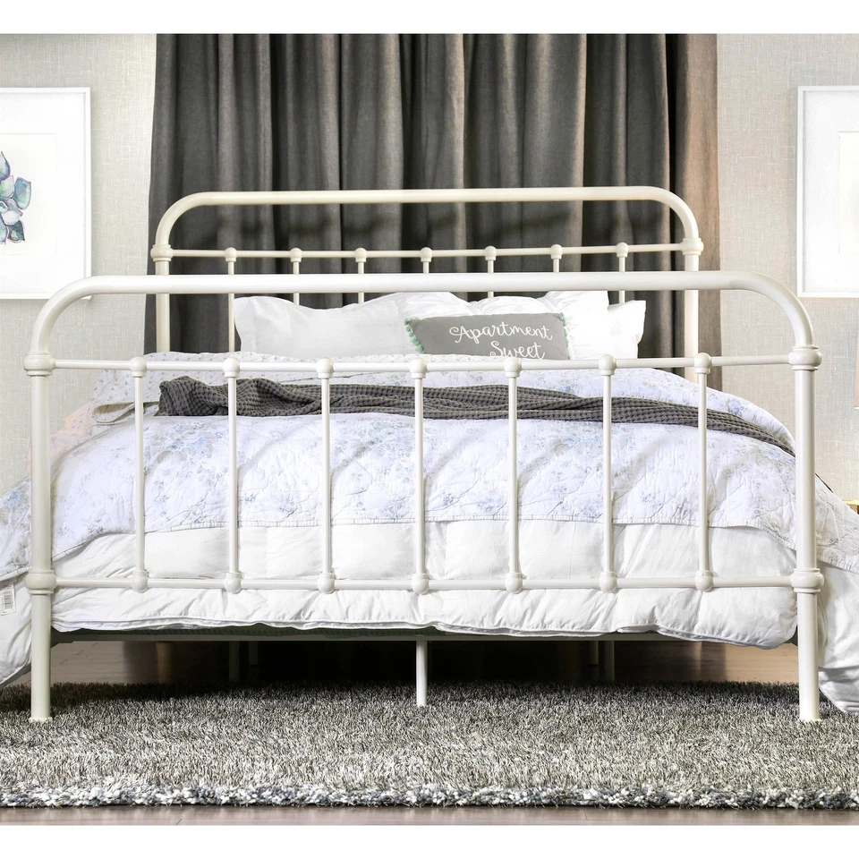 Cama Furniture of America Celinda Metal California King Husdle en Blanco Vintage Foto 4 de 4