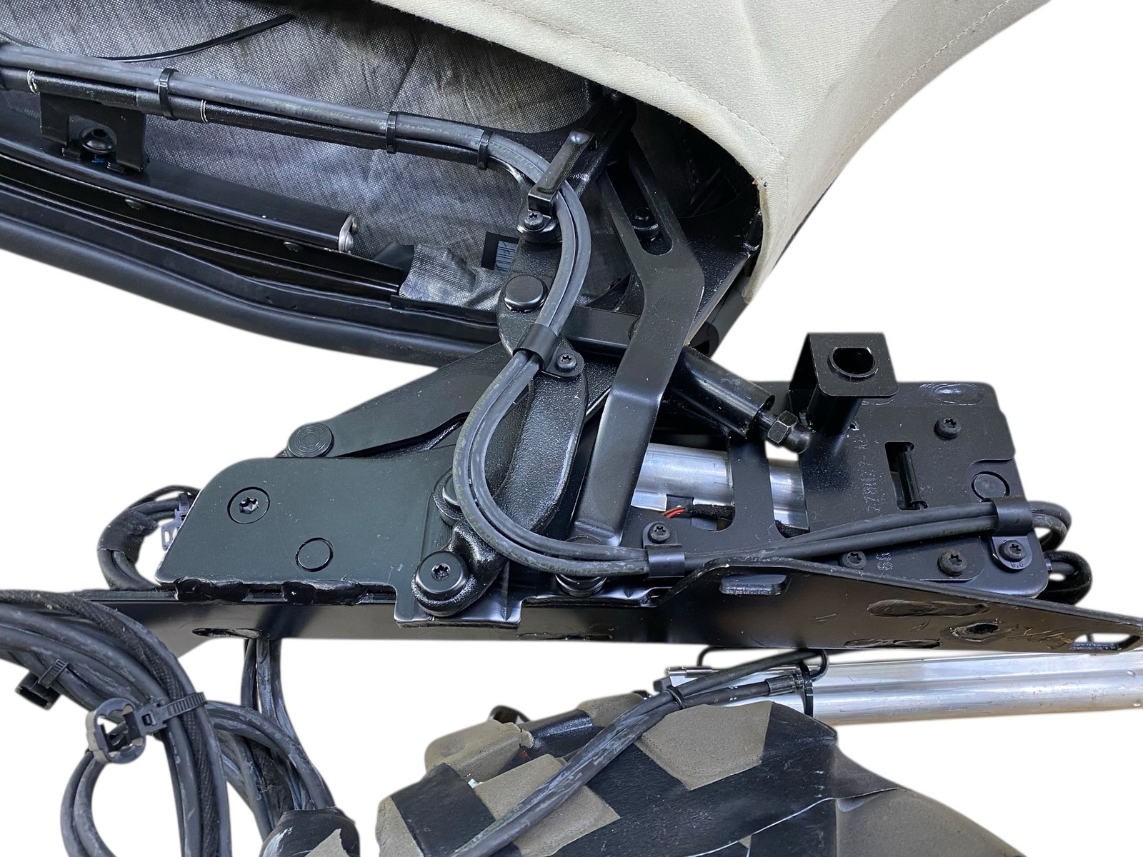 2013-2016 Aston Martin Volante DB9 Convertible Soft Top Roof W/ Cylinders Motor