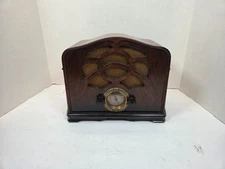 Very rare Emerson Ingraham model 38 tube radio Restored works