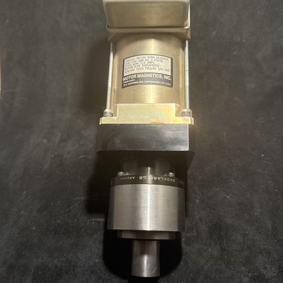 Custom-made 220 electric motor with Apex gearbox