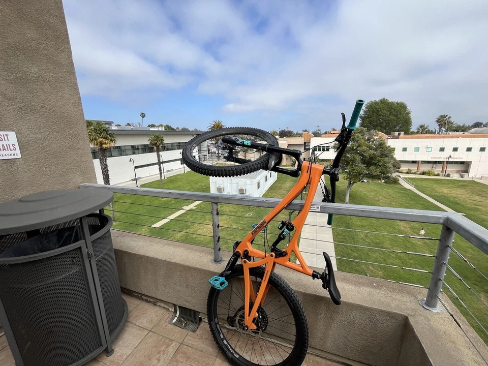 Diamondback Release 5C Full Suspension Mountain Bike - Image 4 of 4