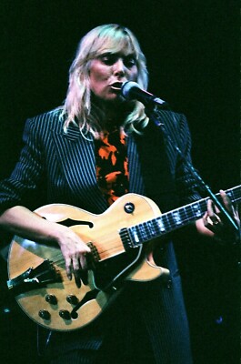 ミュージシャン Joni Mitchell Live1983 Concert Phamphlet JONI MITCHELL in concert Wembley 1983! 60 Rare Onstage PHOTOS! not