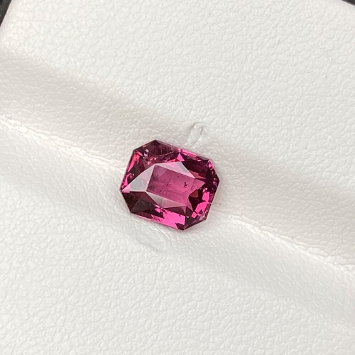 Natural Unheated Pink Spinel 1.71 Cts Octagon Cut Loose Gemstone Madagascar - Picture 4 of 6