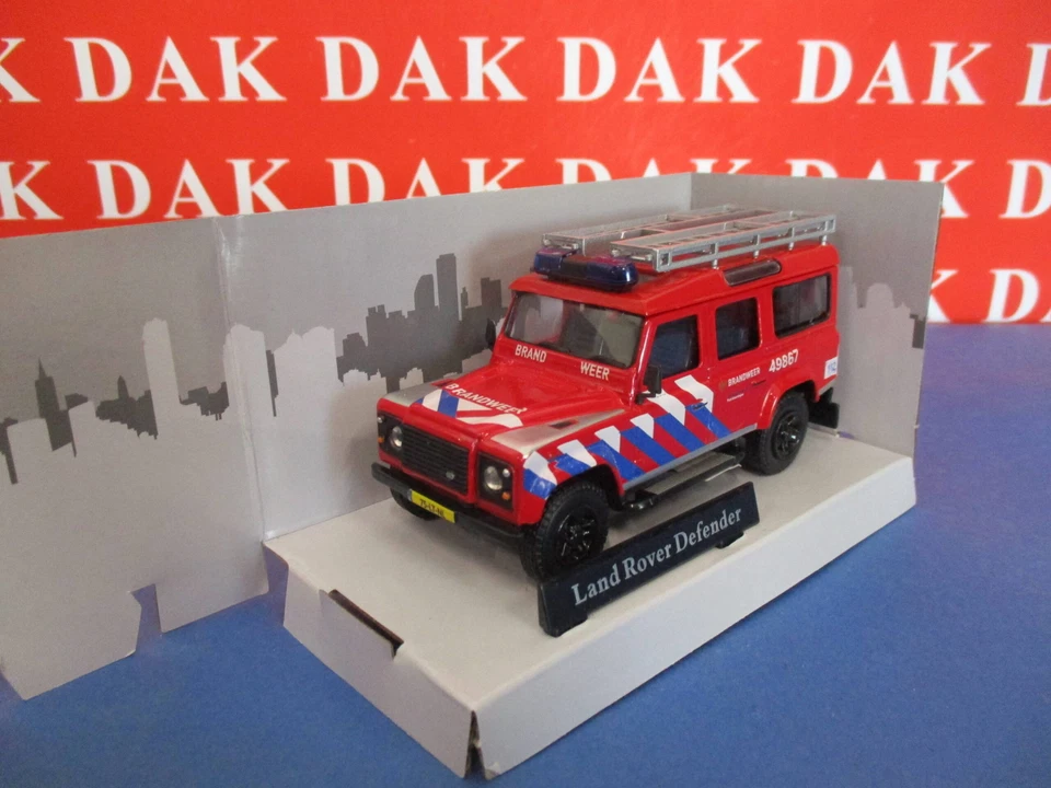 Die cast 1/43 Modellino Auto Pompieri Land Rover Defender 110 Brandweer Olanda - Immagine 2 di 4