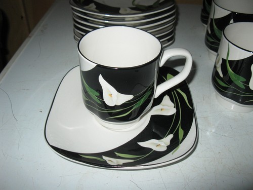 Sango Quadrille Black Lily 20 Stk.