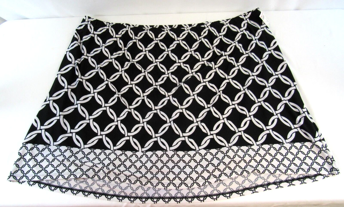 White top chain skort