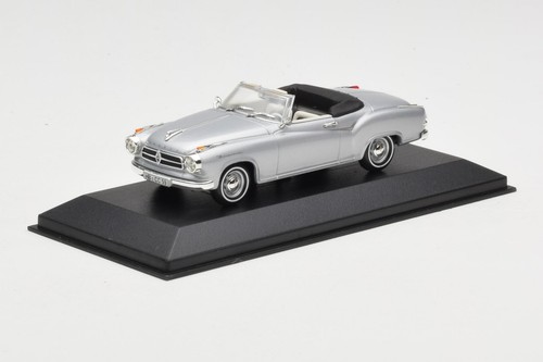 400096030 Borgward Isabella Cabriolet Silver Minichamps 1/43 - Picture 2 of 4