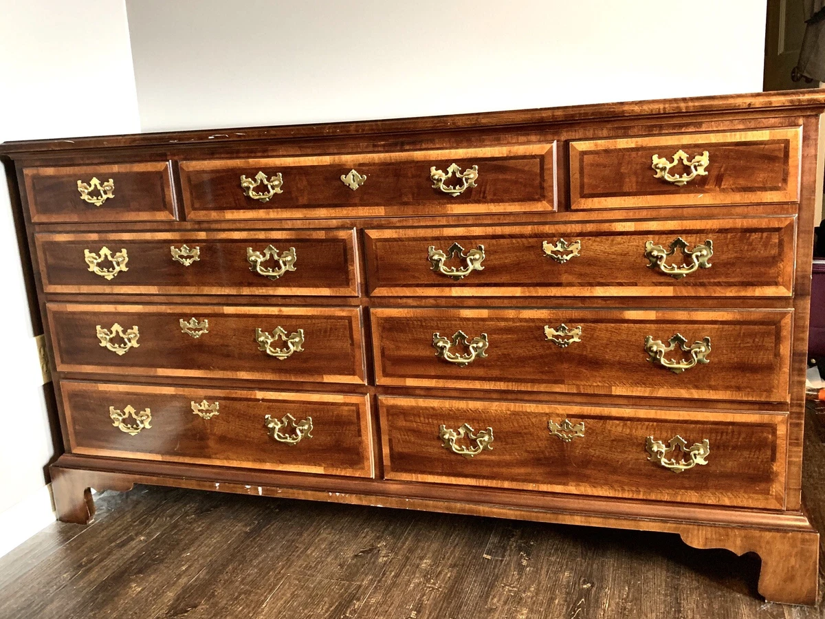 Henredon dresser outlet