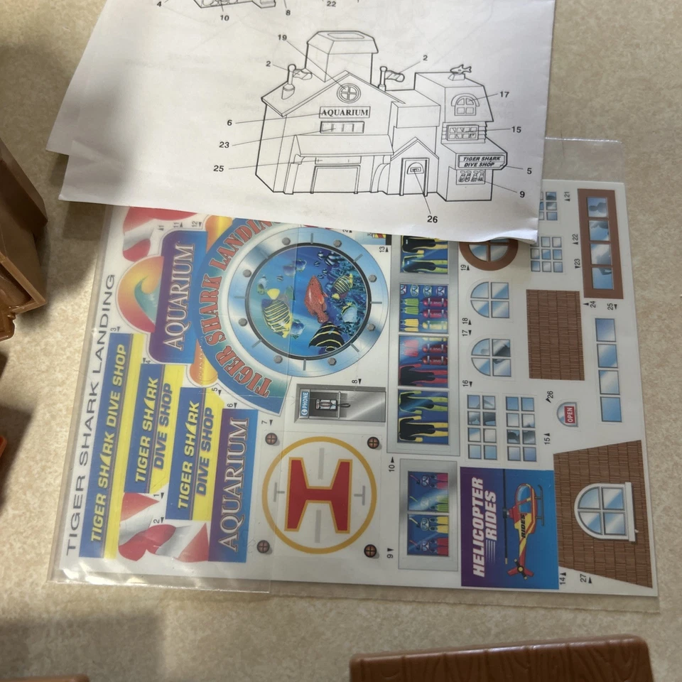 VINTAGE 1996 MICRO MACHINES EXPLORATION TIGER SHARK & LOST TREASURE - NEW - Image 2 of 4