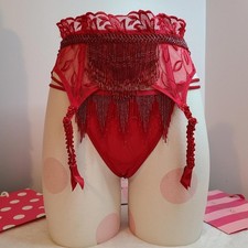 Rare VTG Victoria's Secret Exotic Beaded Thong Panty  Garter Set Size M/L Red