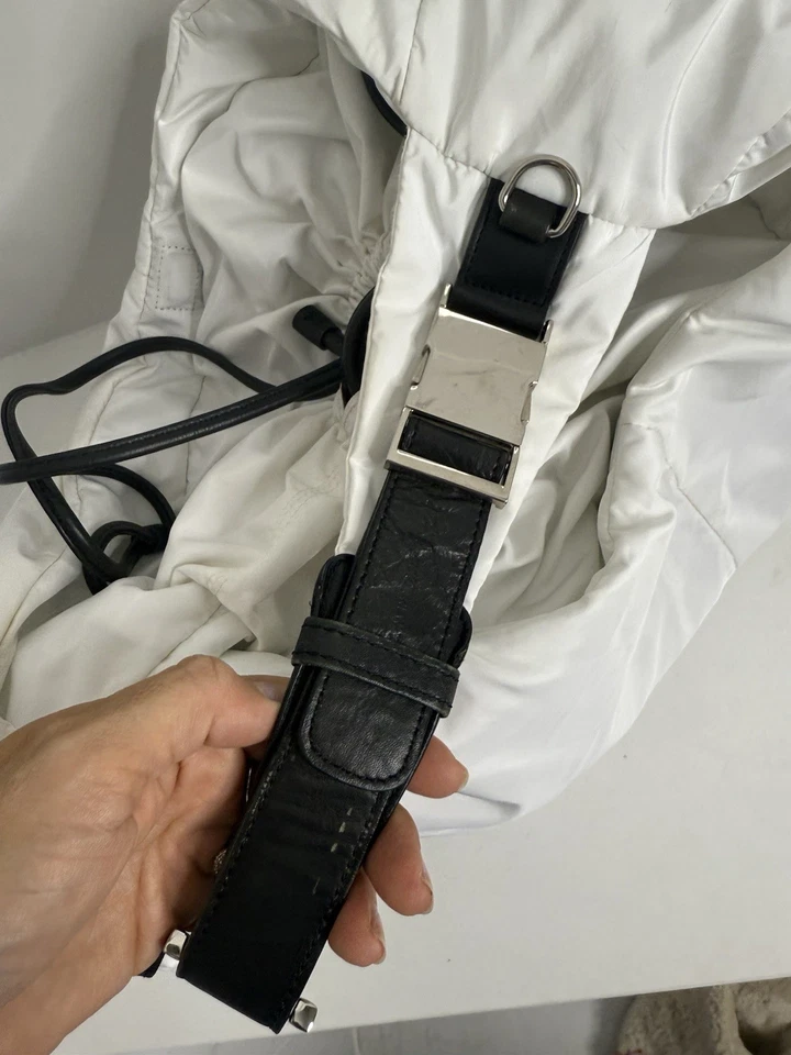 Bolso de Mano Kenneth Cole Reaction De Colección Blanco Nylon Cuero Borde/Mango Y2K Preppy Usado en Excelente Condición Foto 2 de 4