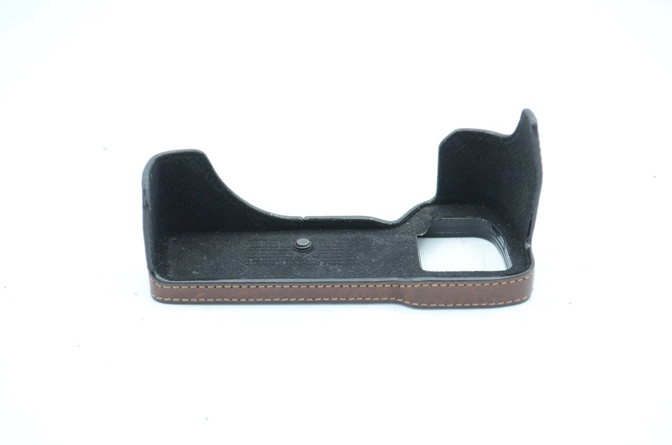 Media funda de cuero marrón Gariz XS-CHA7II para Sony A7 II, A7R II Foto 2 de 4