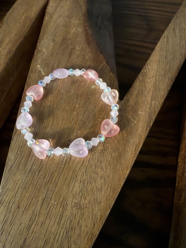 Beachy Frosted Heart Elastic Stretch Girls Bracelet With Glass Beads-Size 6