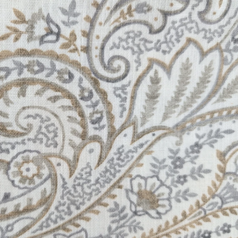 Nuevo Tahari Home Juego de 4 Servilletas + 4 Manteles Cachemira Floral Beige,Gris Foto 3 de 4