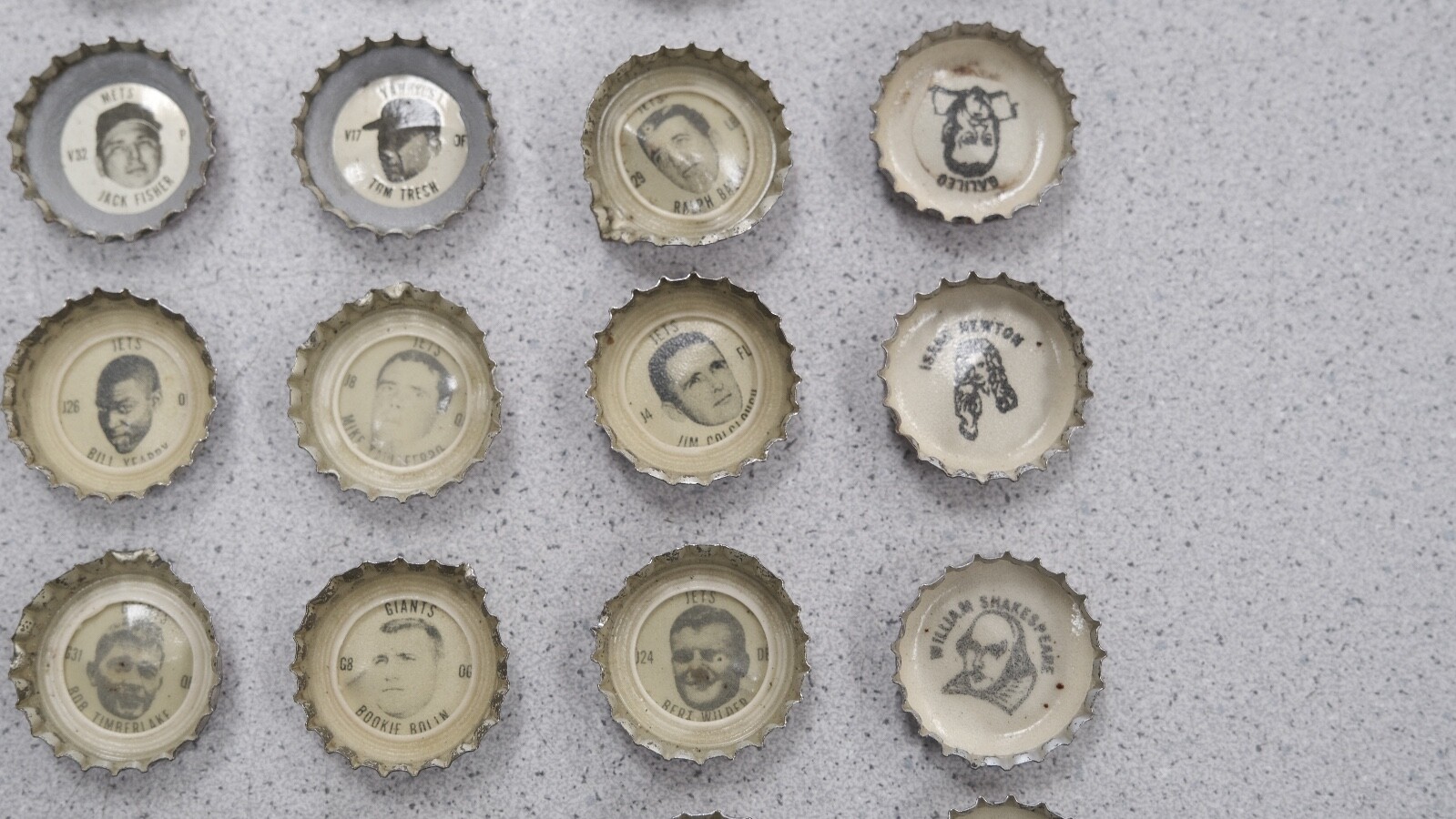 VINTAGE Coke All Stars Bottle Caps NFL AND MLB BASEBALL NAMATH 69