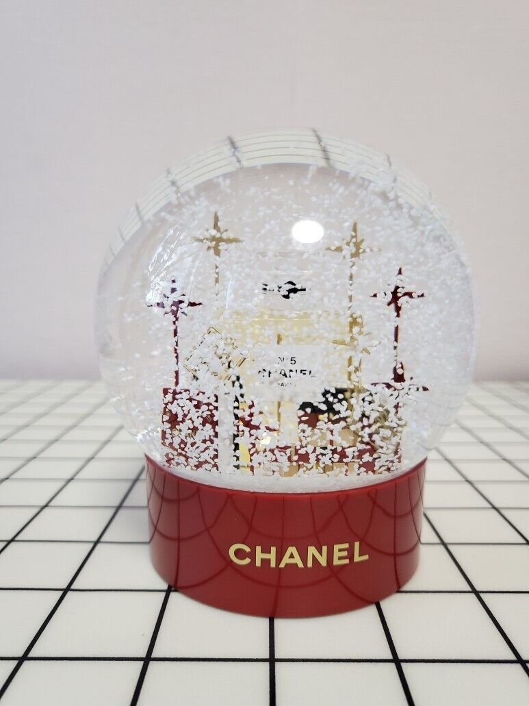 2022-23 CHANEL SNOW PERFUME GLOBE BALL VIP CHRISTMAS GIFT LIMITED EDITION  RARE