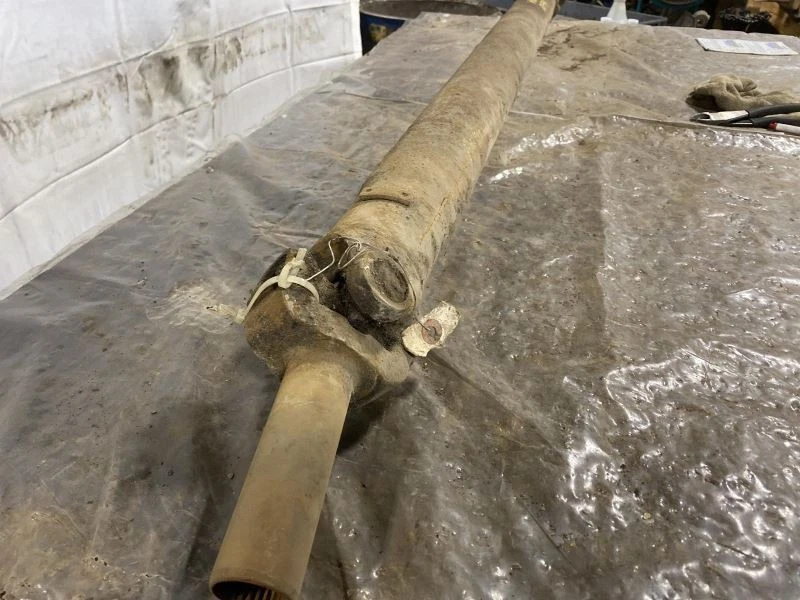 Rear Drive Shaft 4-140 2.3L Automatic Transmission Fits 79-82 CAPRI 1575815 - Изображение 2 из 4